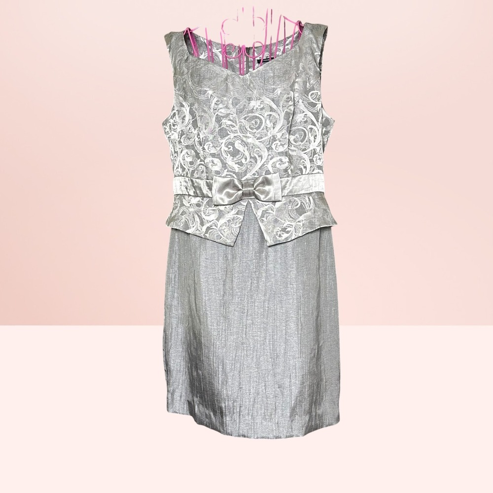 Roman Silver Jacquard Bow Cocktail Dress Elegant Formal Party Size 14 Metallic